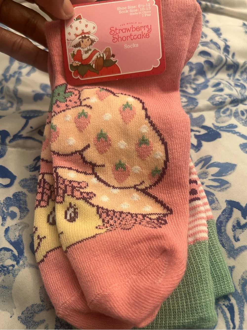 NWTs Strawberry Shortcake pink Graphic knee Socks adult size 6-11 novelty